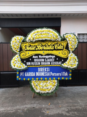 Papan Bunga Duka di Ampari Bura